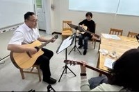 [탈북민의 세상보기] 마음의 쉼을 연주하는 프라이밍 사관학교 ‘기타교실’